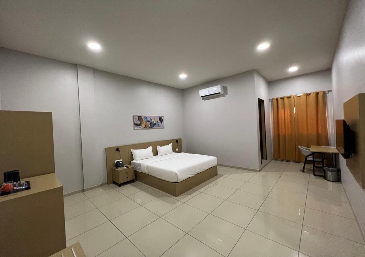 Ixoras Hotel Victoire Kinshasa Eksteriør billede